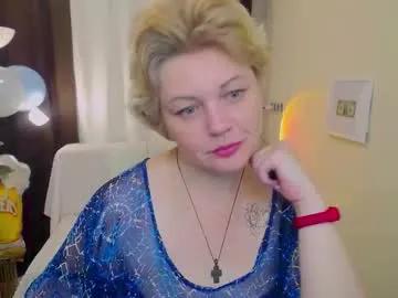 ladyelina from Chaturbate is Freechat
