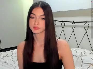 leila_4ever from Chaturbate