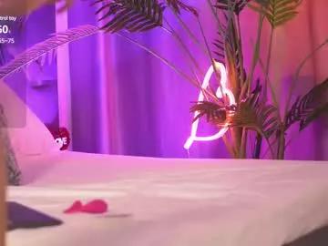 lila_hottie_rosie from Chaturbate
