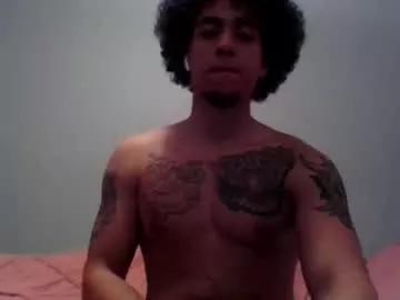 lilchavez1017 from Chaturbate