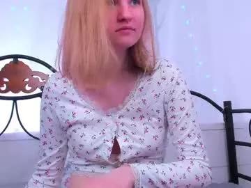 Lilianslow from Chaturbate