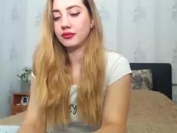 lilu_cute25 from Chaturbate
