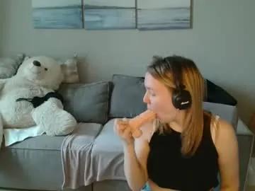 lily_dollyx from Chaturbate is Freechat
