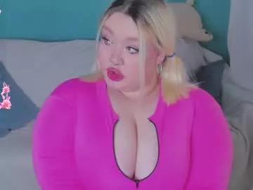 lilybelll from Chaturbate