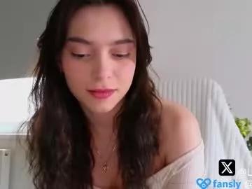 lilyewing_ from Chaturbate