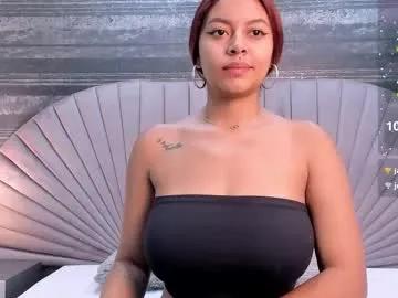 linabraga from Chaturbate is Freechat