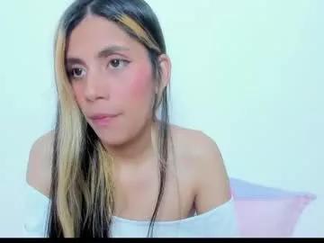 little_angelhot from Chaturbate