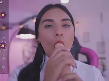 little_dinaone from Chaturbate