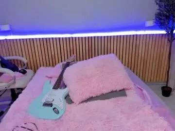 little_effy18 from Chaturbate