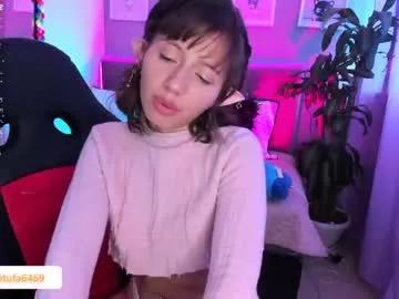 little_pitufina from Chaturbate