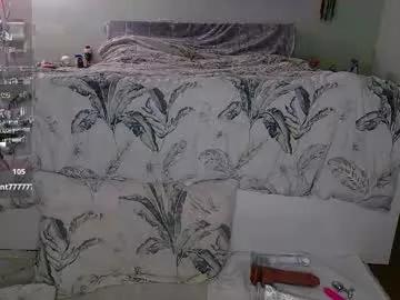little_redxx from Chaturbate