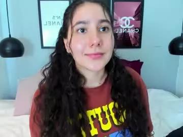 Little_sparkles_0f_l0v3 from Chaturbate