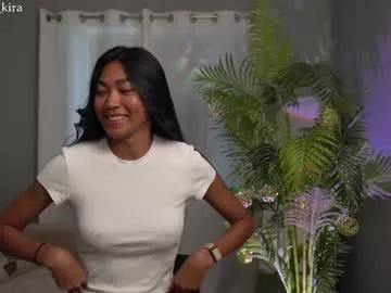 littlemiss_kira from Chaturbate