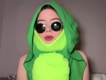 littlesugarpea from Chaturbate