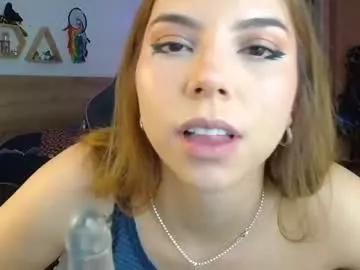 lollaa_doll from Chaturbate