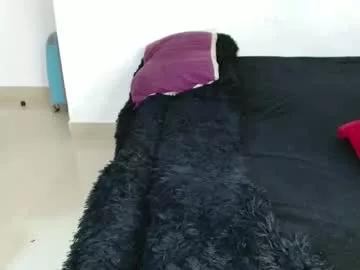 lynne_ from Chaturbate