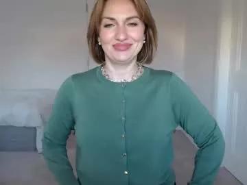 mallinia from Chaturbate