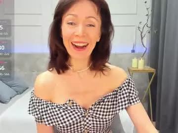 Masturbate to mature chat. Dirty Free Cams.