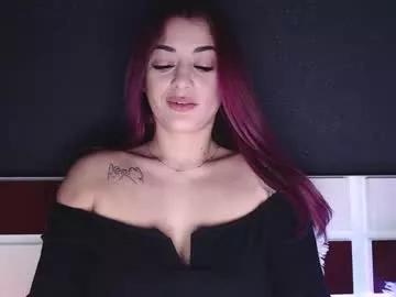 mayadelevinnge from Chaturbate