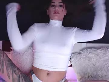 mayadelevinnge from Chaturbate