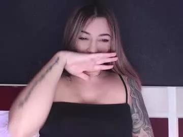 mayadelevinnge from Chaturbate