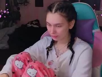 mella_freya from Chaturbate