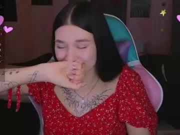 mella_freya from Chaturbate