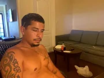 miamiclos1 from Chaturbate