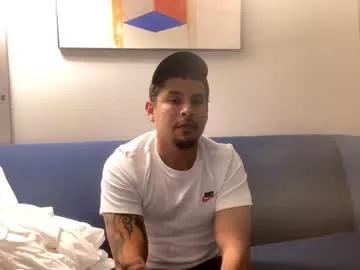 miamiclos1 from Chaturbate
