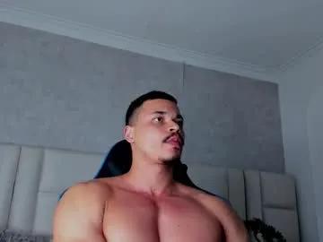 michael_reinolds from Chaturbate is Freechat