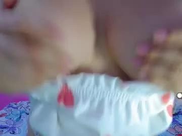 michellnaughty_ from Chaturbate