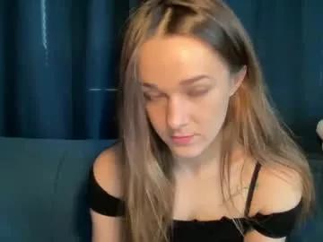 mmminnie from Chaturbate