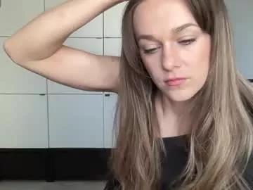 mmminnie from Chaturbate