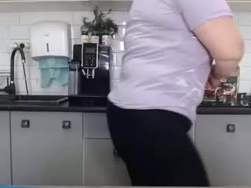 mojjo_erika from Chaturbate
