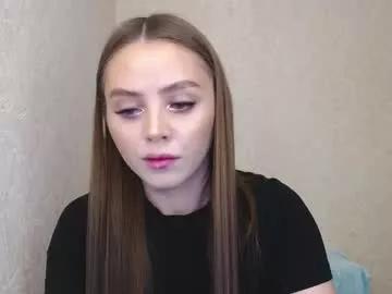 mollyenjoy07 from Chaturbate