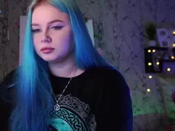 moon_valkyriie from Chaturbate