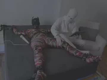 moroniixx from Chaturbate