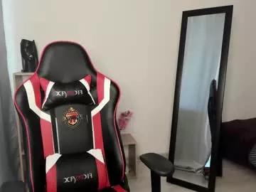 nellysunrise_1 from Chaturbate
