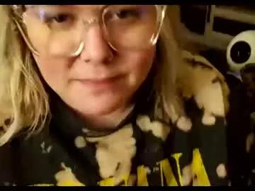 nikkileaks from Chaturbate
