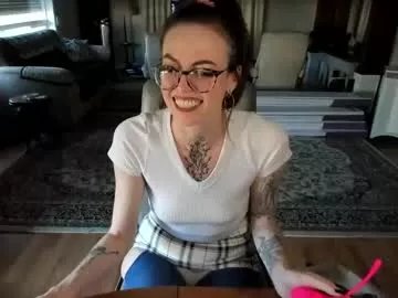 ninaparadisa on Chaturbate 