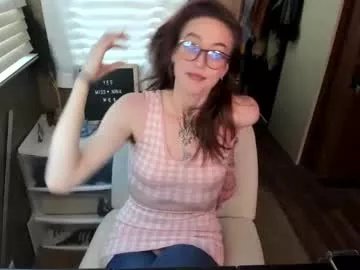 ninaparadisa on Chaturbate 