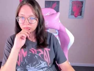Noora_moore from Chaturbate