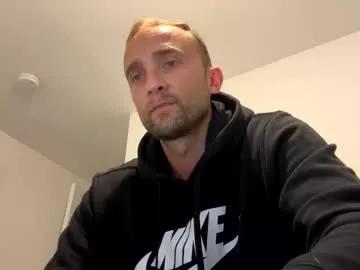 peterbigcum37 from Chaturbate