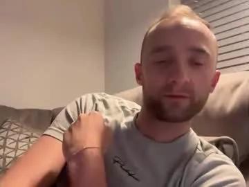 peterbigcum37 from Chaturbate