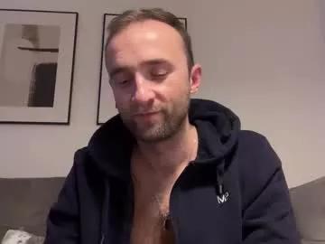 peterbigcum37 from Chaturbate