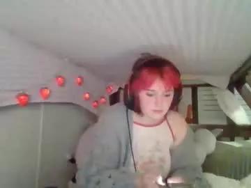 Pheebs_cams from Chaturbate
