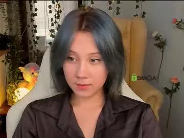 polly_shy from Chaturbate