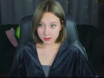 polly_shy from Chaturbate