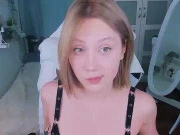 polly_shy from Chaturbate