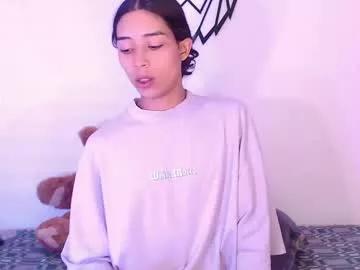 pupi_wolf from Chaturbate